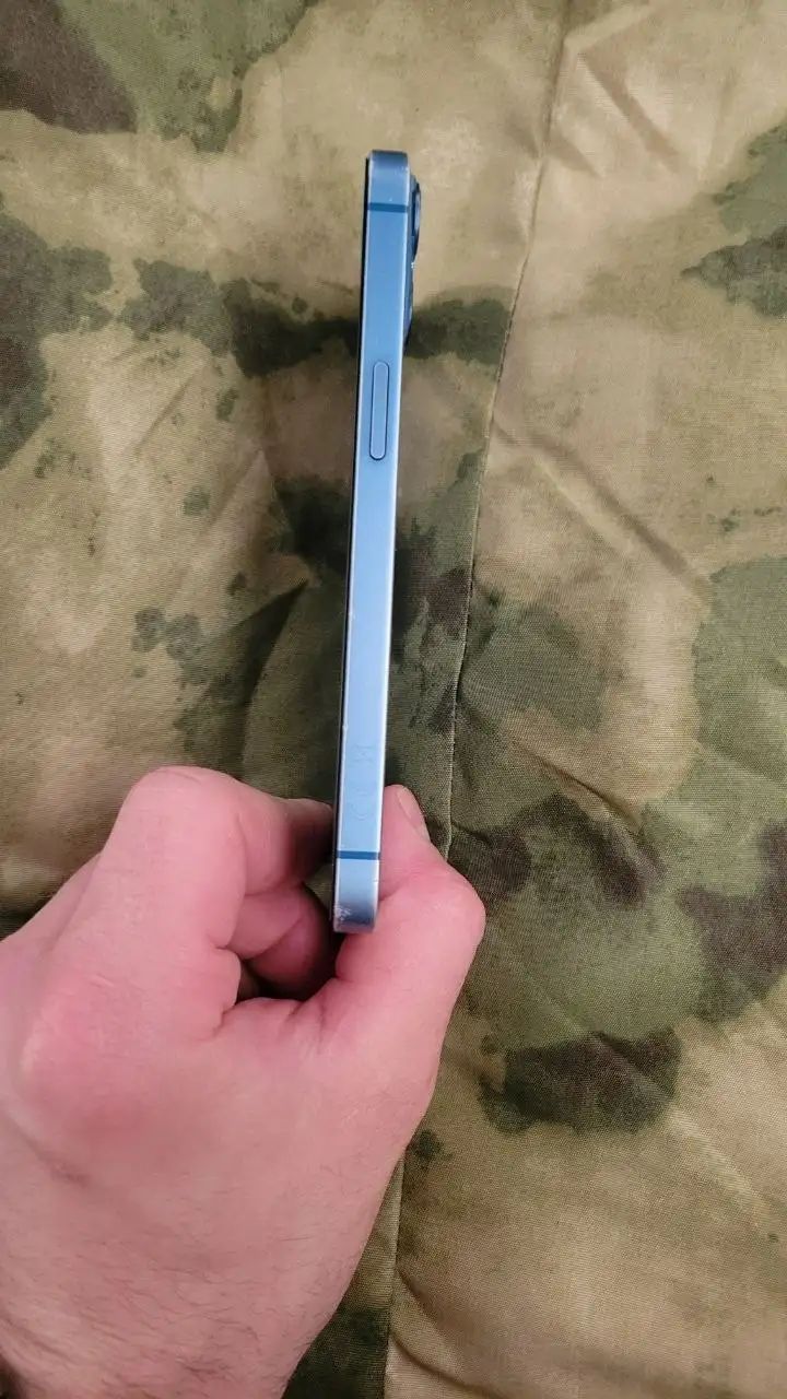 Продам iPhone 13 128GB - Смартфоны (Электроника) в Красноярск