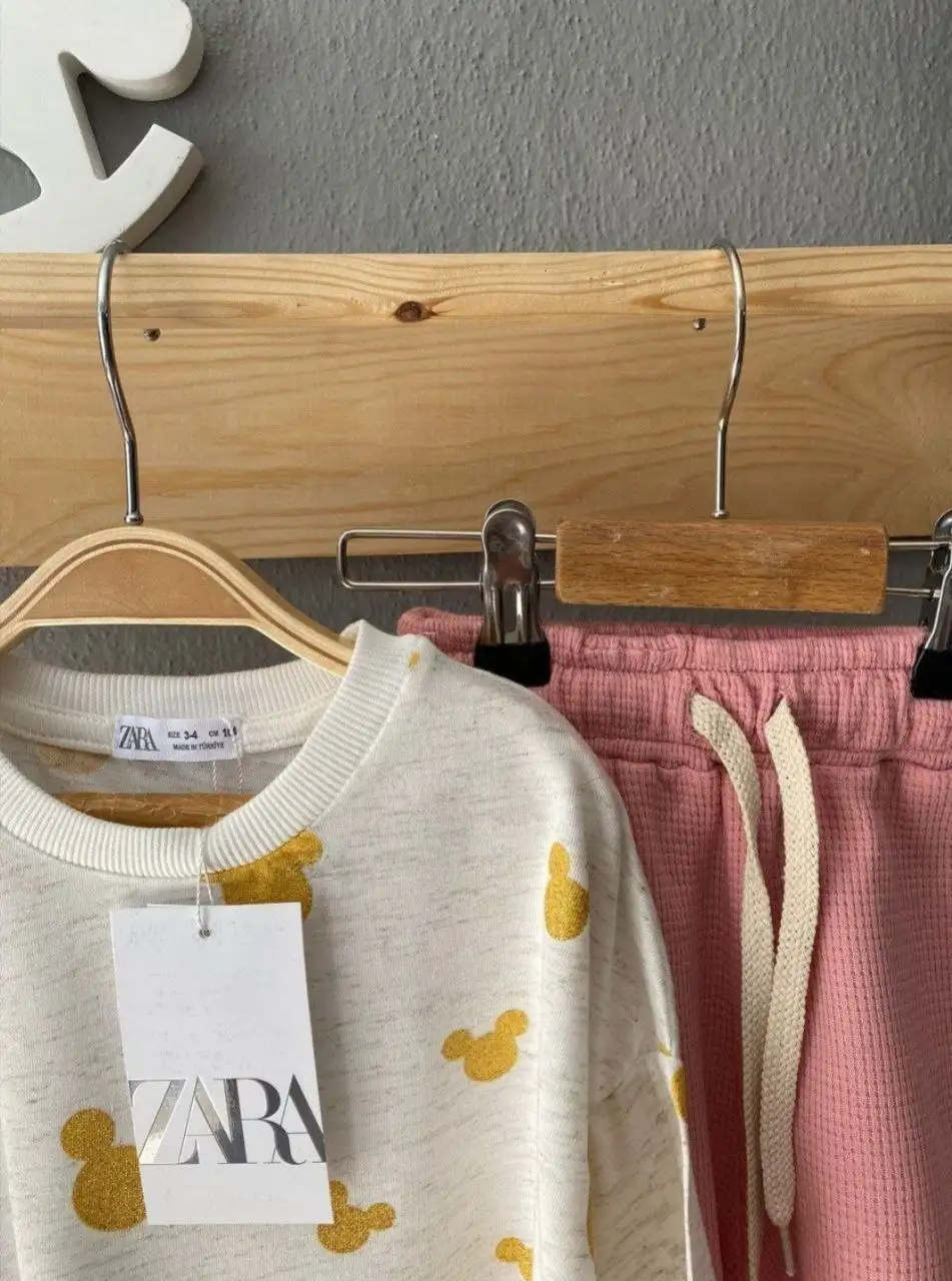 Костюм Zara kids - Одежда для детей (Товары для детей) в Красноярск