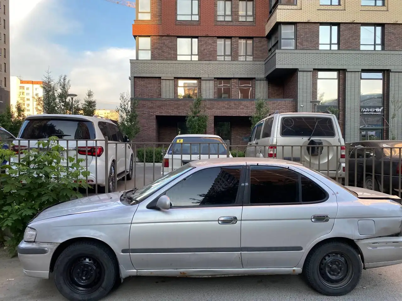 Nissan Sunny 2001 в хорошем состоянии - Легковые автомобили (Авто) в Новосибирск