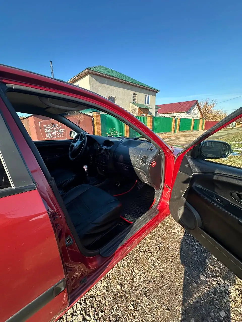 Mitsubishi Carisma 2001 - Авто в Новосибирск