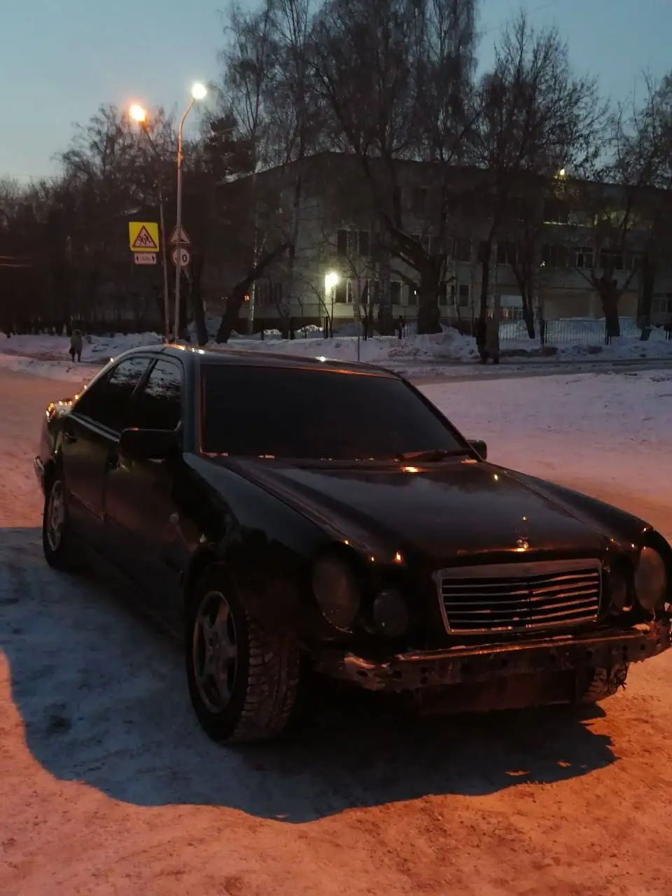 Обменяю Жигули и Мерседес на одну машину - Авто в Новосибирск