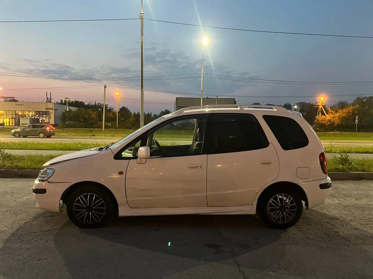 Продажа авто, требуется ремонт кузова - Автомобили с пробегом (Авто) в Новосибирск