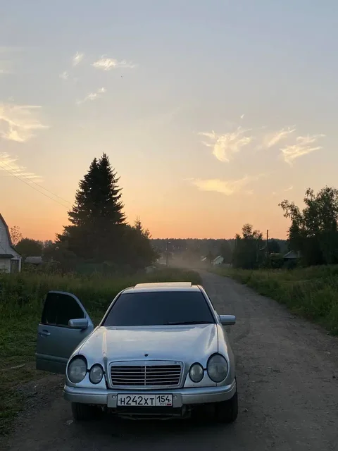 Mercedes-Benz 2.6 112 мотор - Автозвук и электроника в Новосибирск