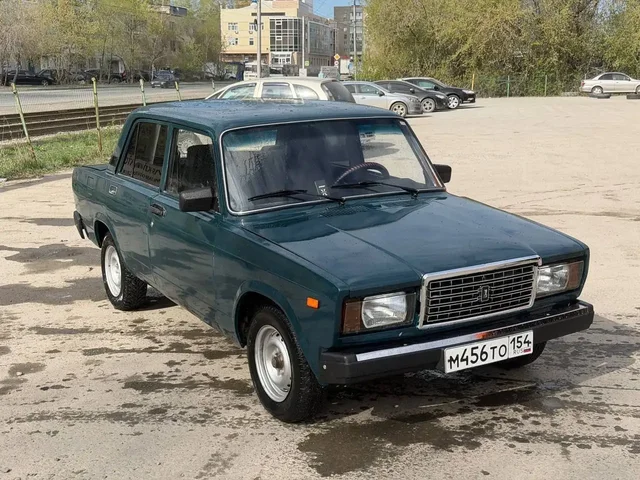 ВАЗ 2107 1996 карбюратор в Новосибирске - BMW 7 series в Новосибирск