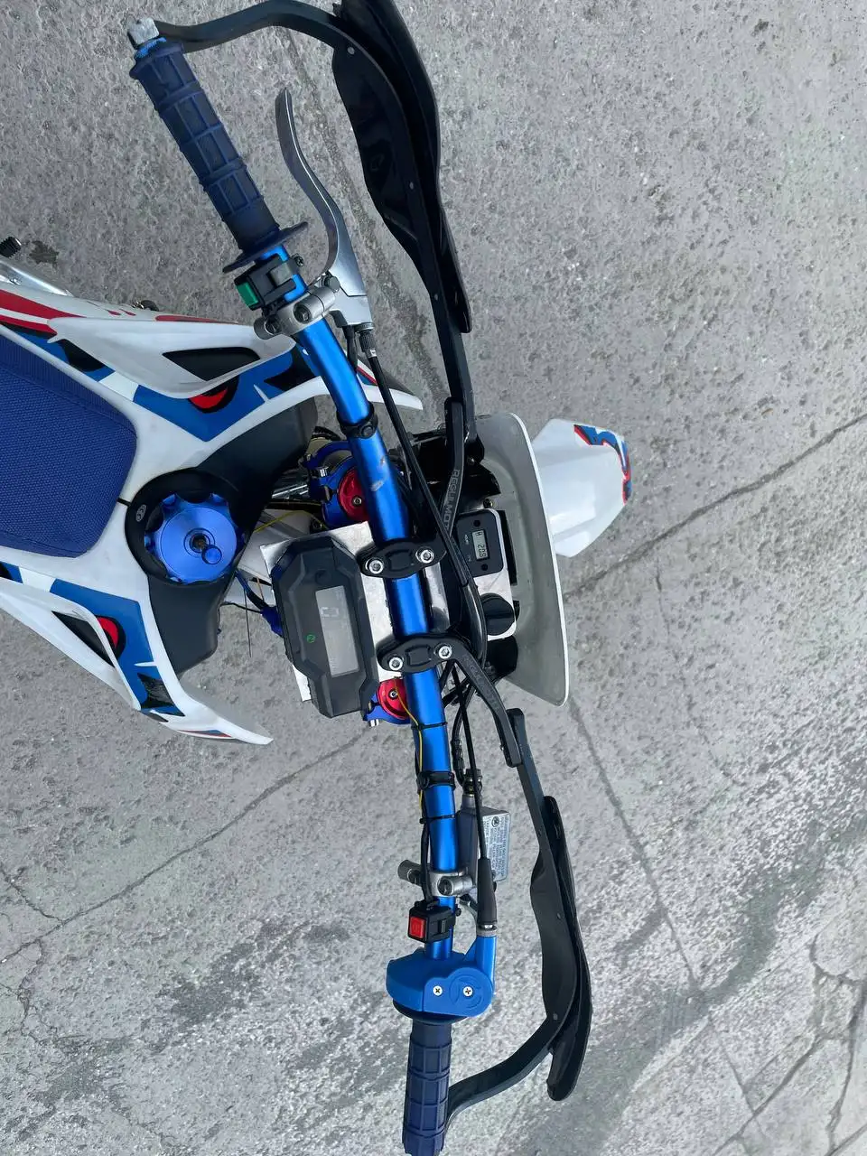 Продам мотоцикл Motax XR 250 - Мотоциклы (Авто) в Новосибирск