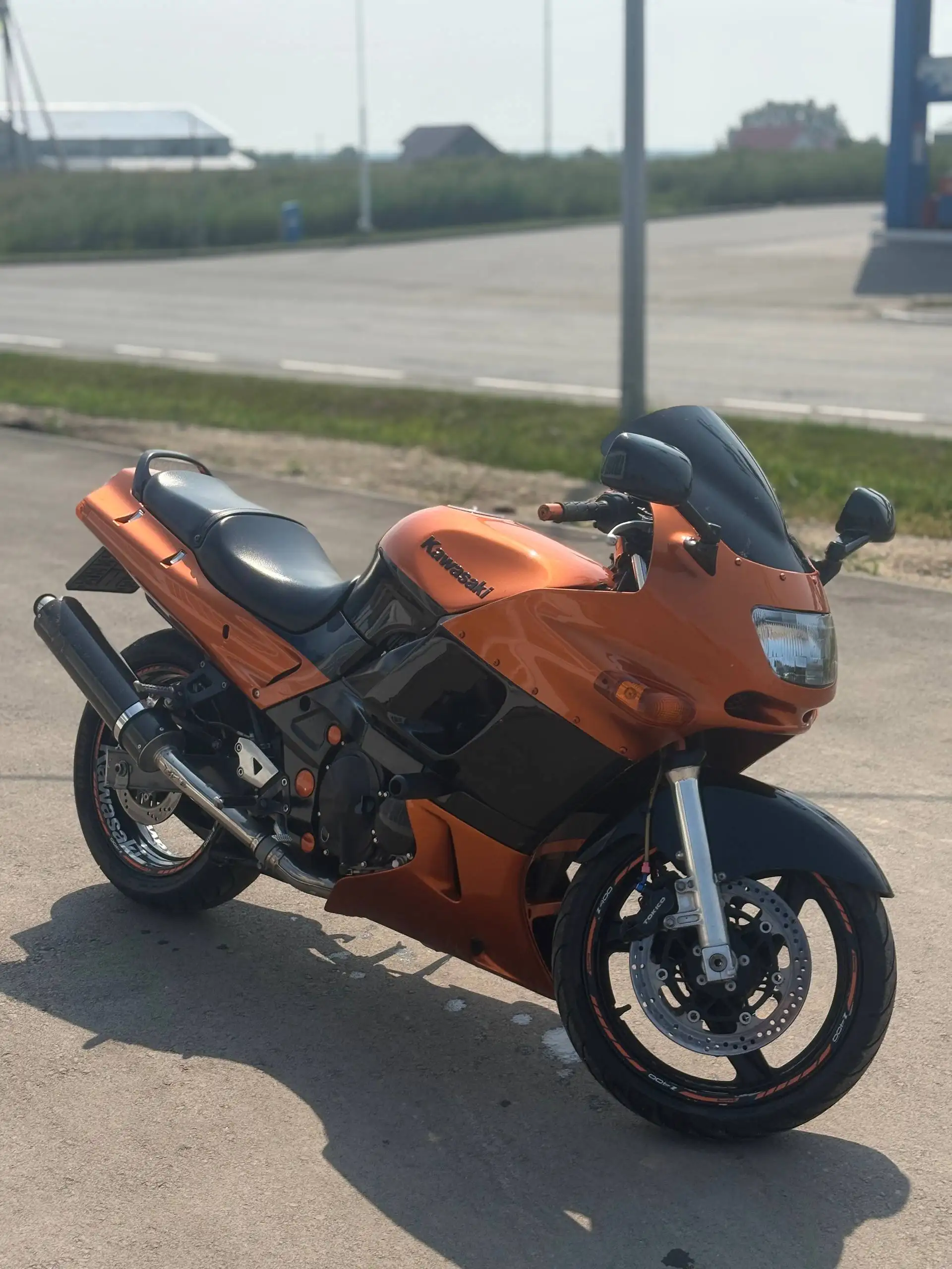 Продажа автомобиля 250 - Авто в Новосибирск