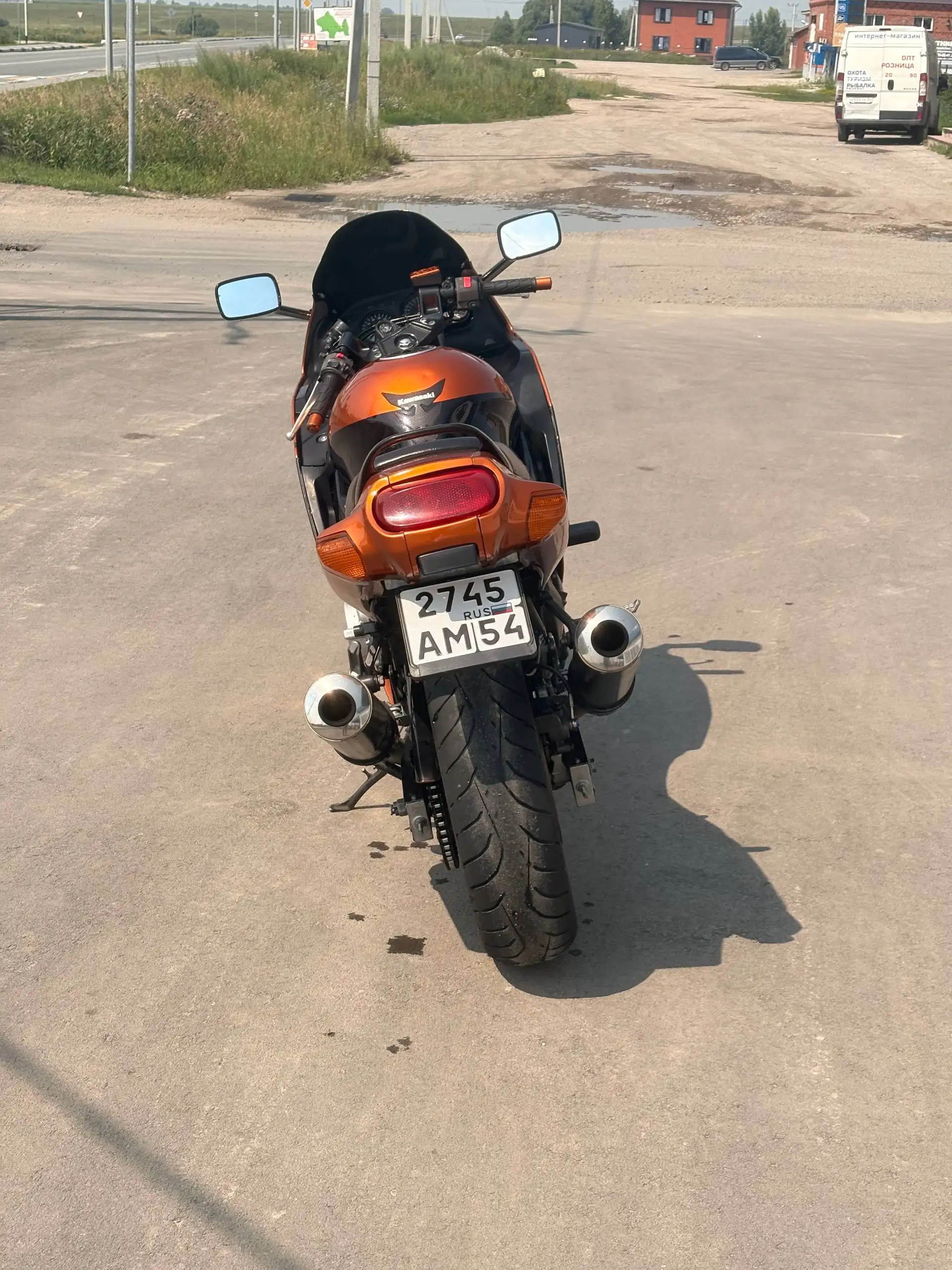 Продажа автомобиля 250 - Авто в Новосибирск