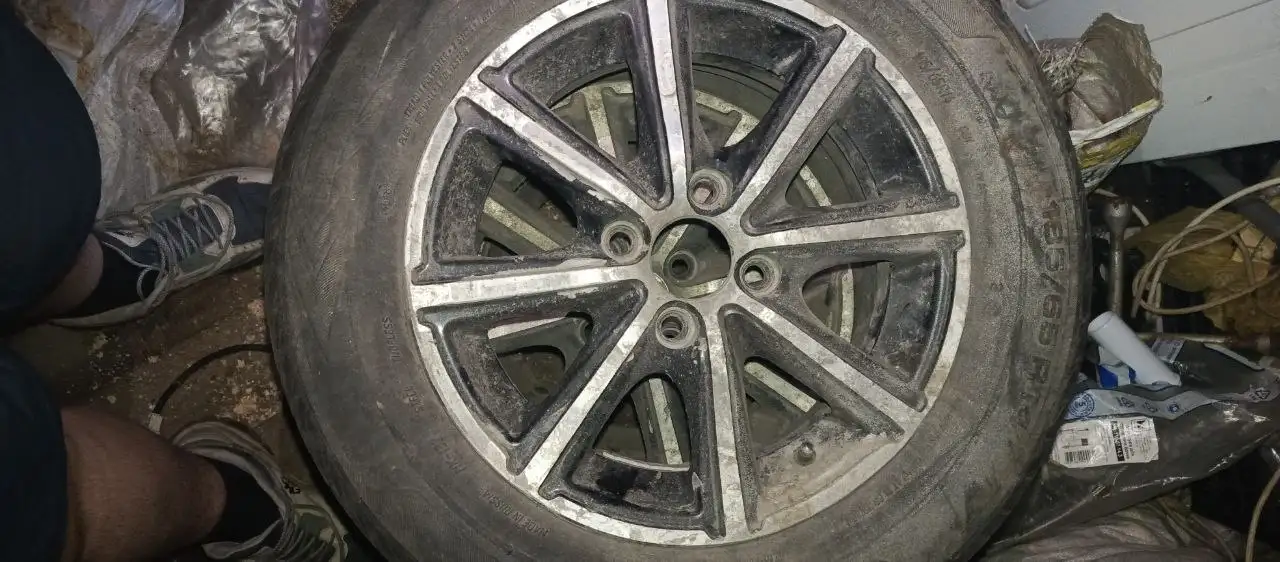 Продам диски R8 4x100 - Диски (Авто) в Новосибирск