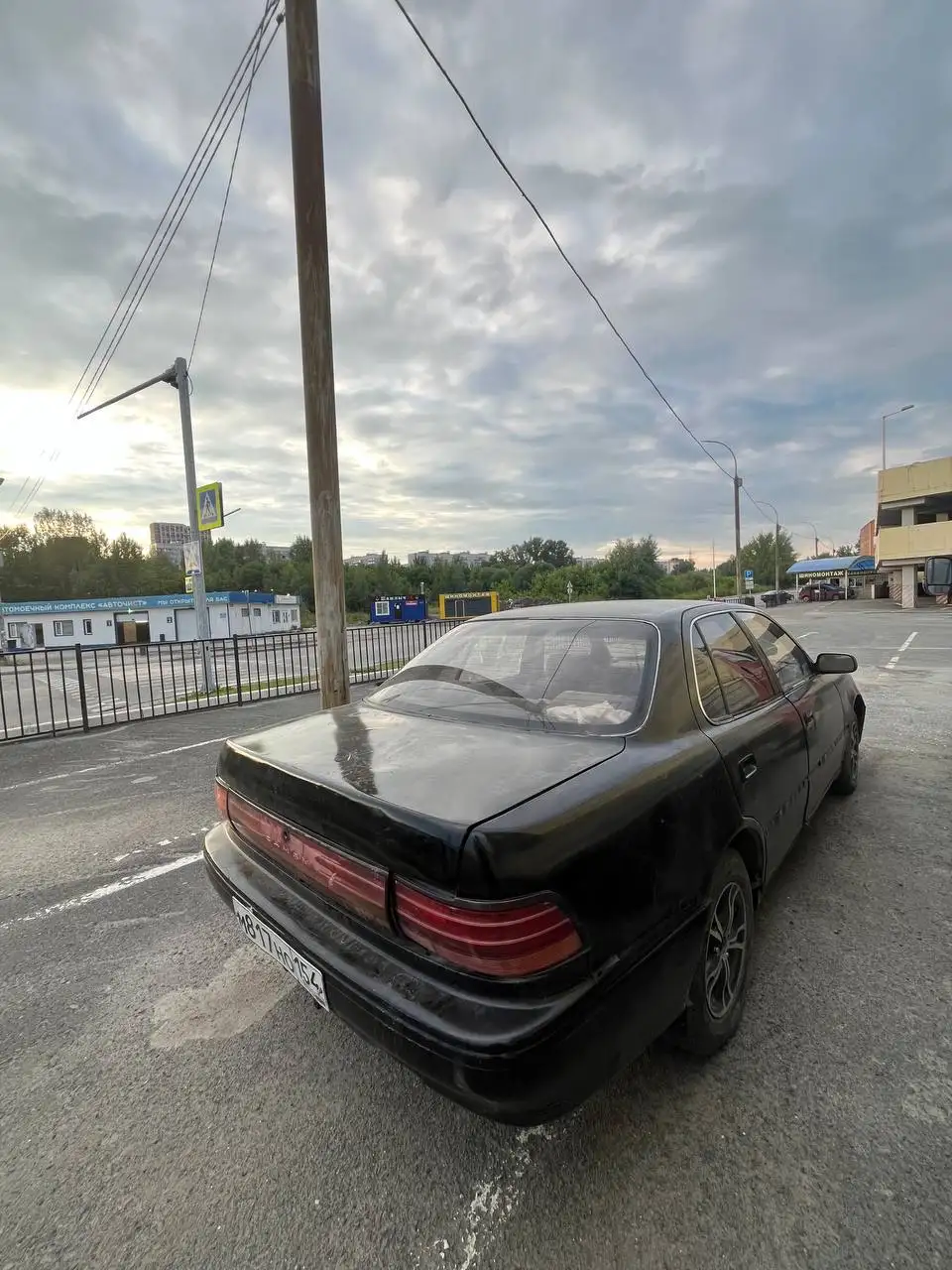 Toyota Camry 1.8 АКПП 1993 года, не на ходу, обмен - Легковые автомобили (Авто) в Новосибирск