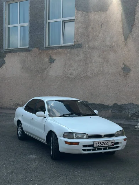 Toyota Sprinter 1992 года на ходу - Шины, диски и колёса в Новосибирск