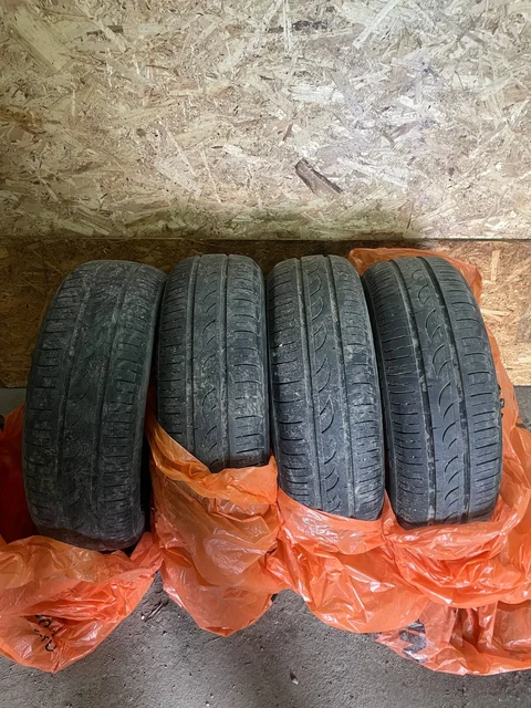 Продам резину Pirelli formula energy 175/65 R14 - Тормозные колодки в Новосибирск