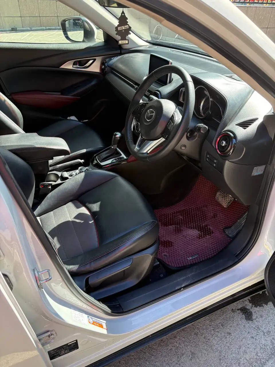 Mazda CX-3 2015г - Легковые автомобили (Авто) в Неизвестно
