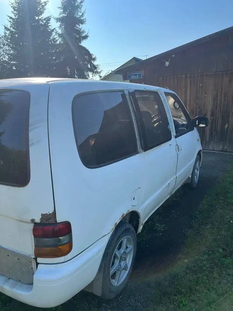 Продам Nissan Serena - Двигатель в Новосибирск