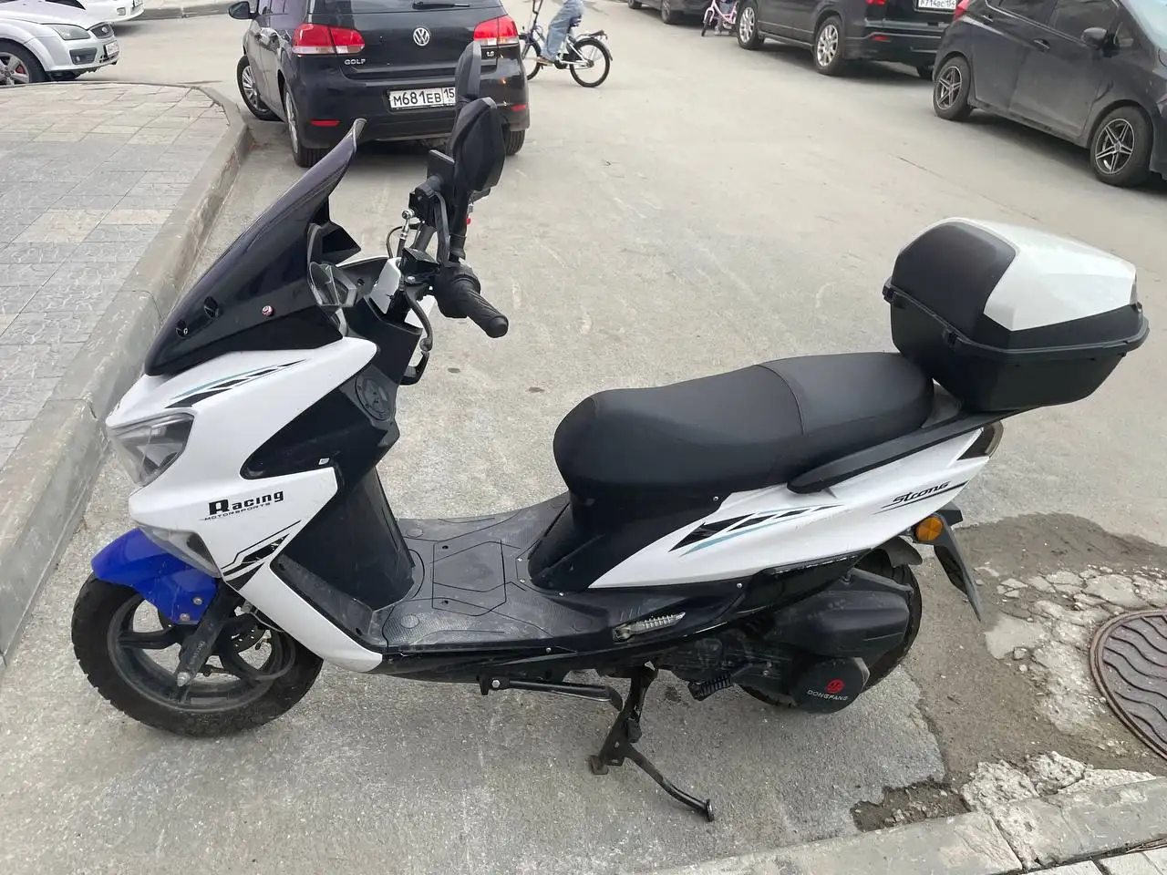 Продам скутер 49cc по документам по факту 150 - Барахолка в Новосибирск