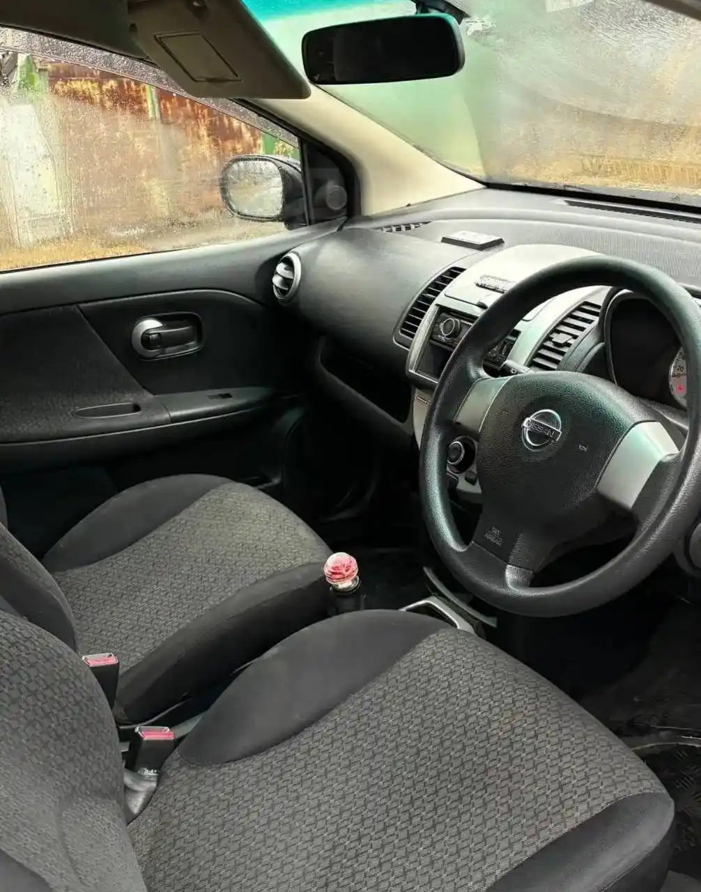 Автомобиль на бордом ходу