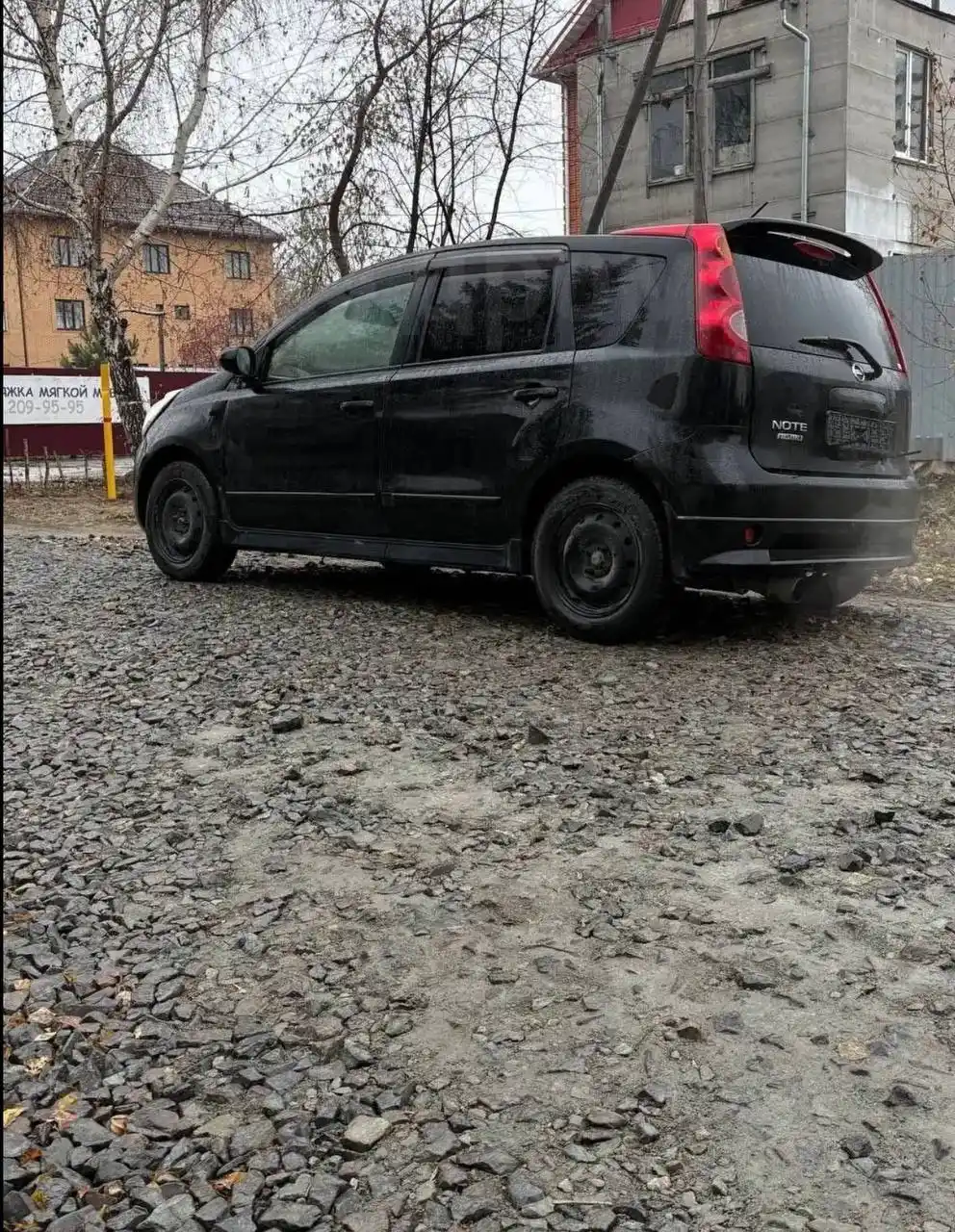 Автомобиль на бордом ходу