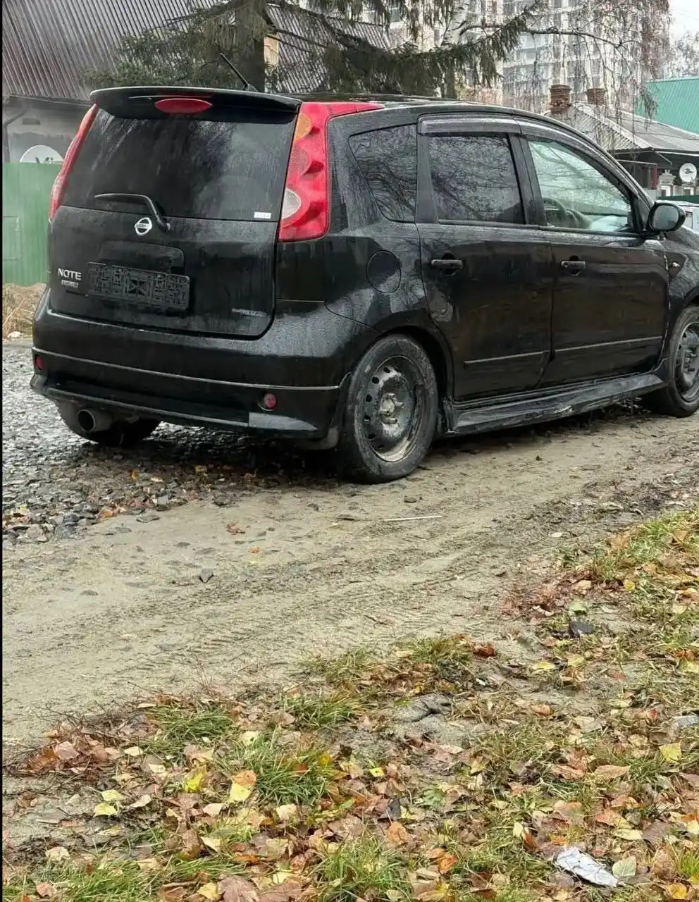 Автомобиль на бордом ходу