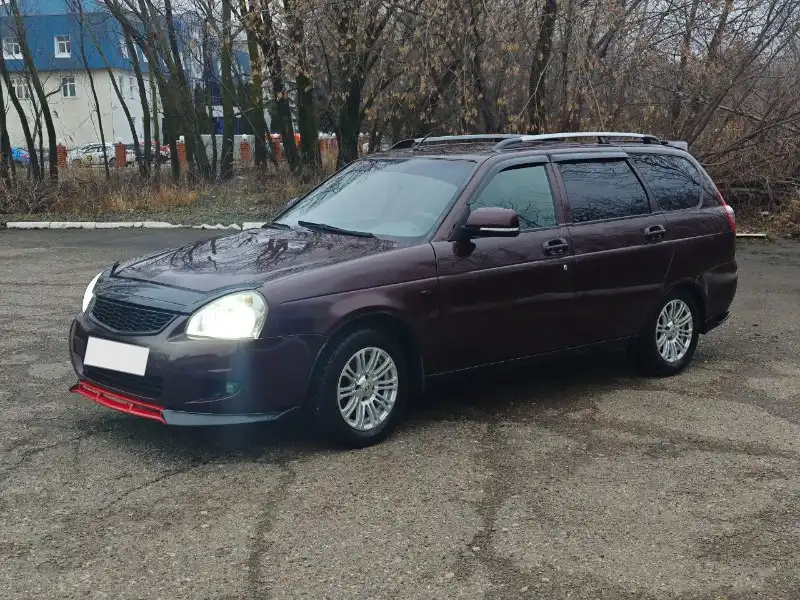 ВАЗ (Lada) Priora 2012 года