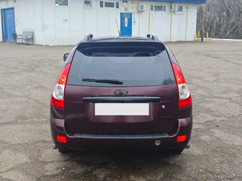 ВАЗ (Lada) Priora 2012 года