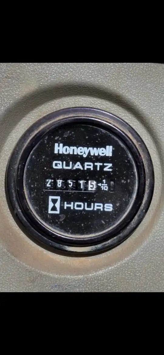 Hyundai R210LC-7 2011