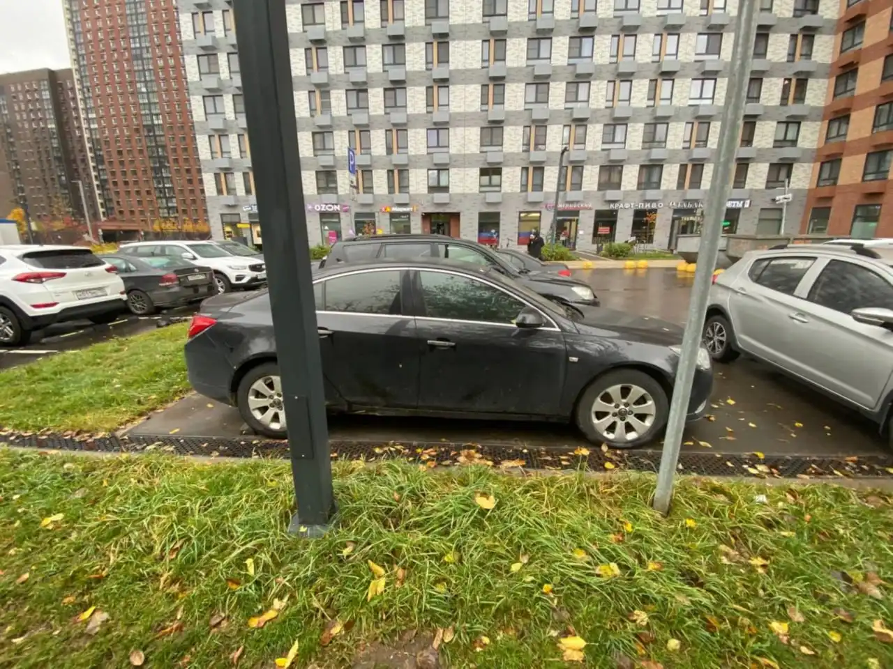 OPEL INSIGNIA 2011 на торгах по банкротству