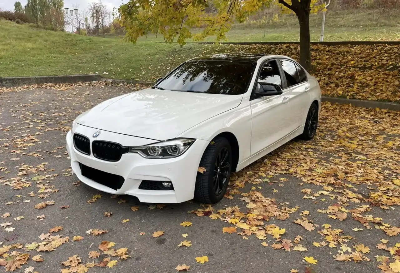 BMW 3 Series 2018 с пробегом 97 000 км