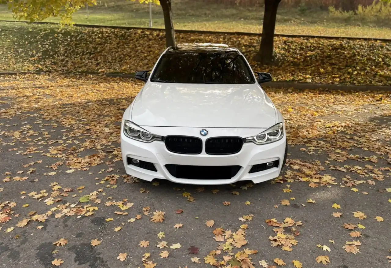 BMW 3 Series 2018 с пробегом 97 000 км
