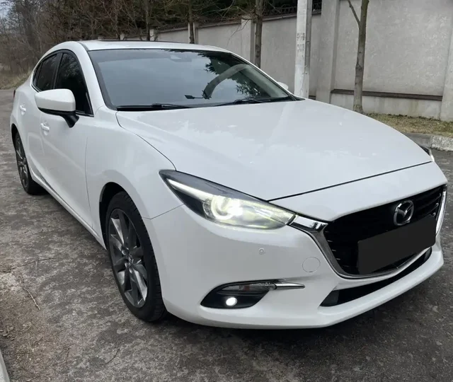 Продажа Mazda 3 2018 года в отличном состоянии - частное объявление в Новосибирск