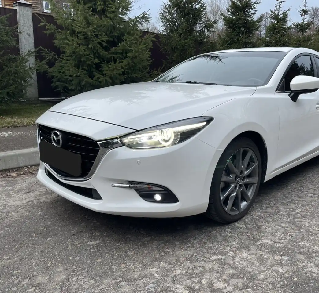 Продажа Mazda 3 2018 года в отличном состоянии