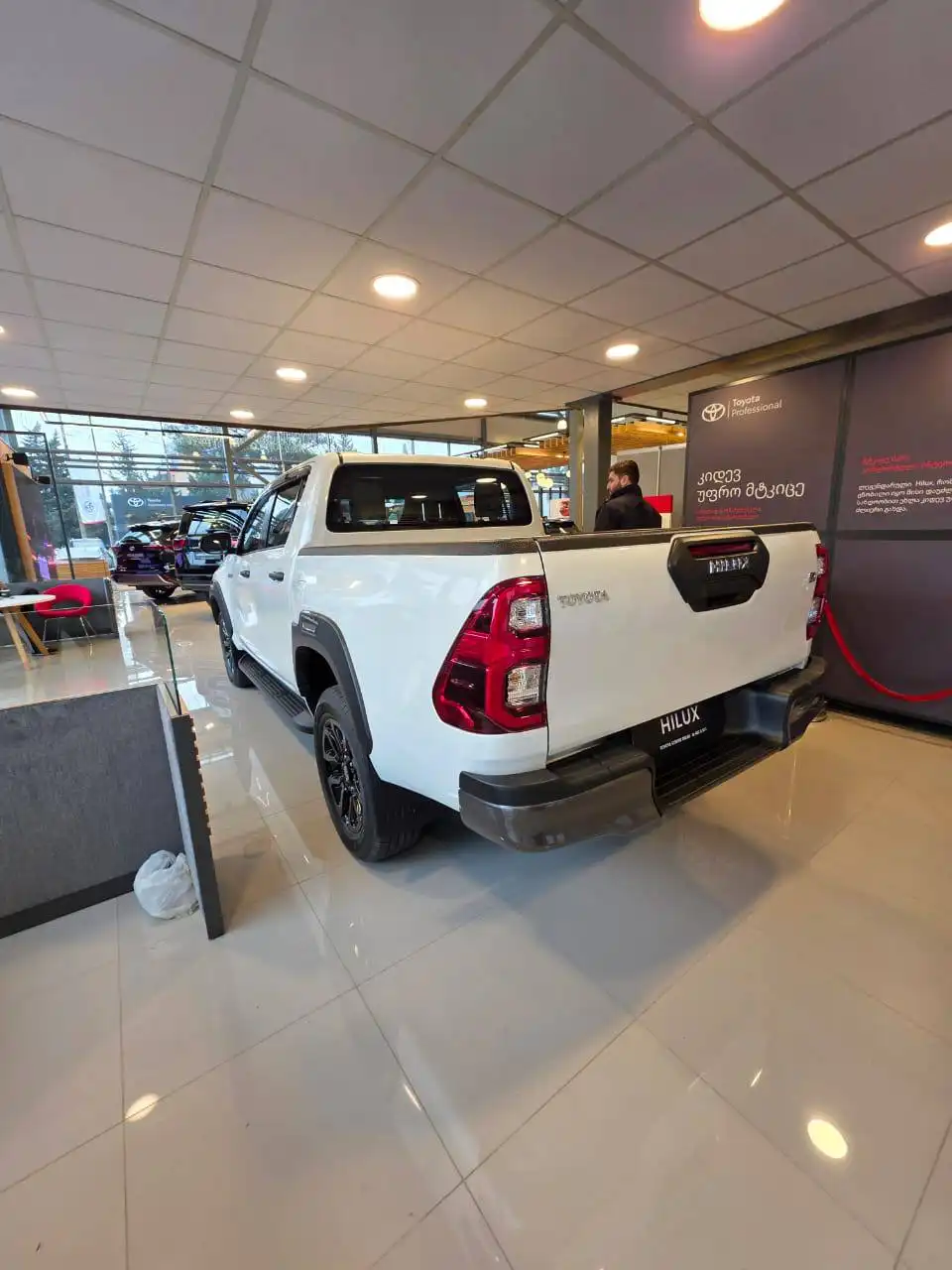 Toyota Hilux 2025 полный привод 2.4 дизель