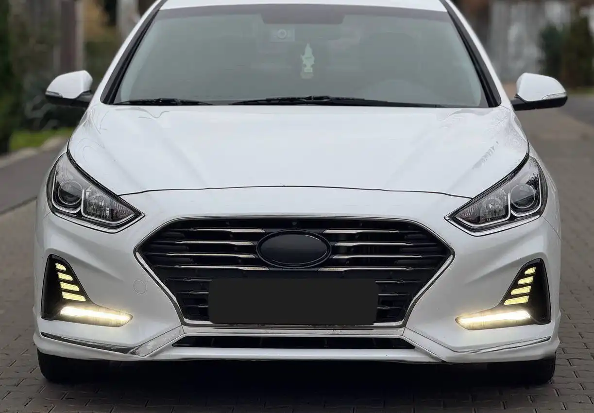 Hyundai Sonata 2018 1.7d 141 л.с. в отличном состоянии
