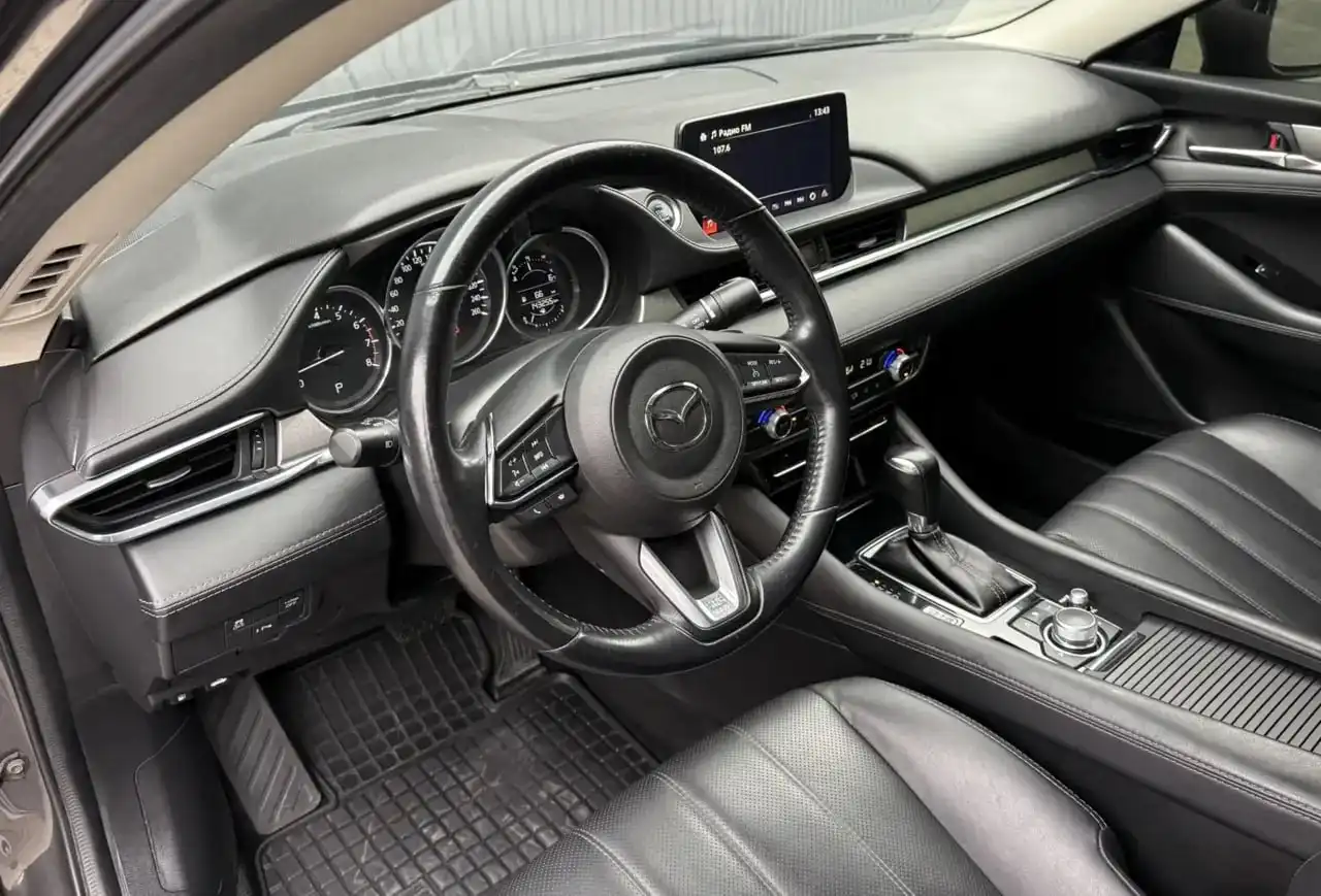 Продажа Mazda 6 2.5 л автомат передний привод