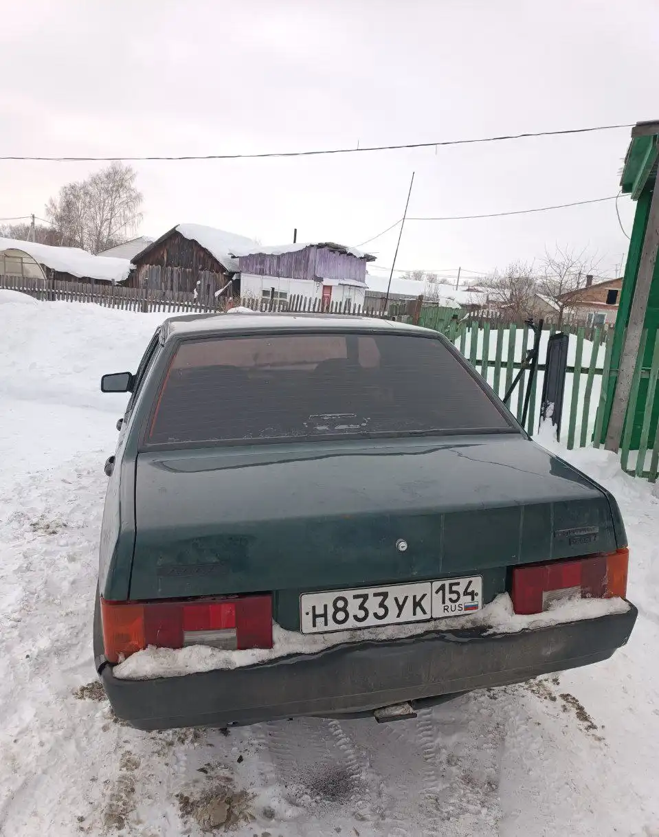 Продажа автомобиля 2004 года в Новосибирске