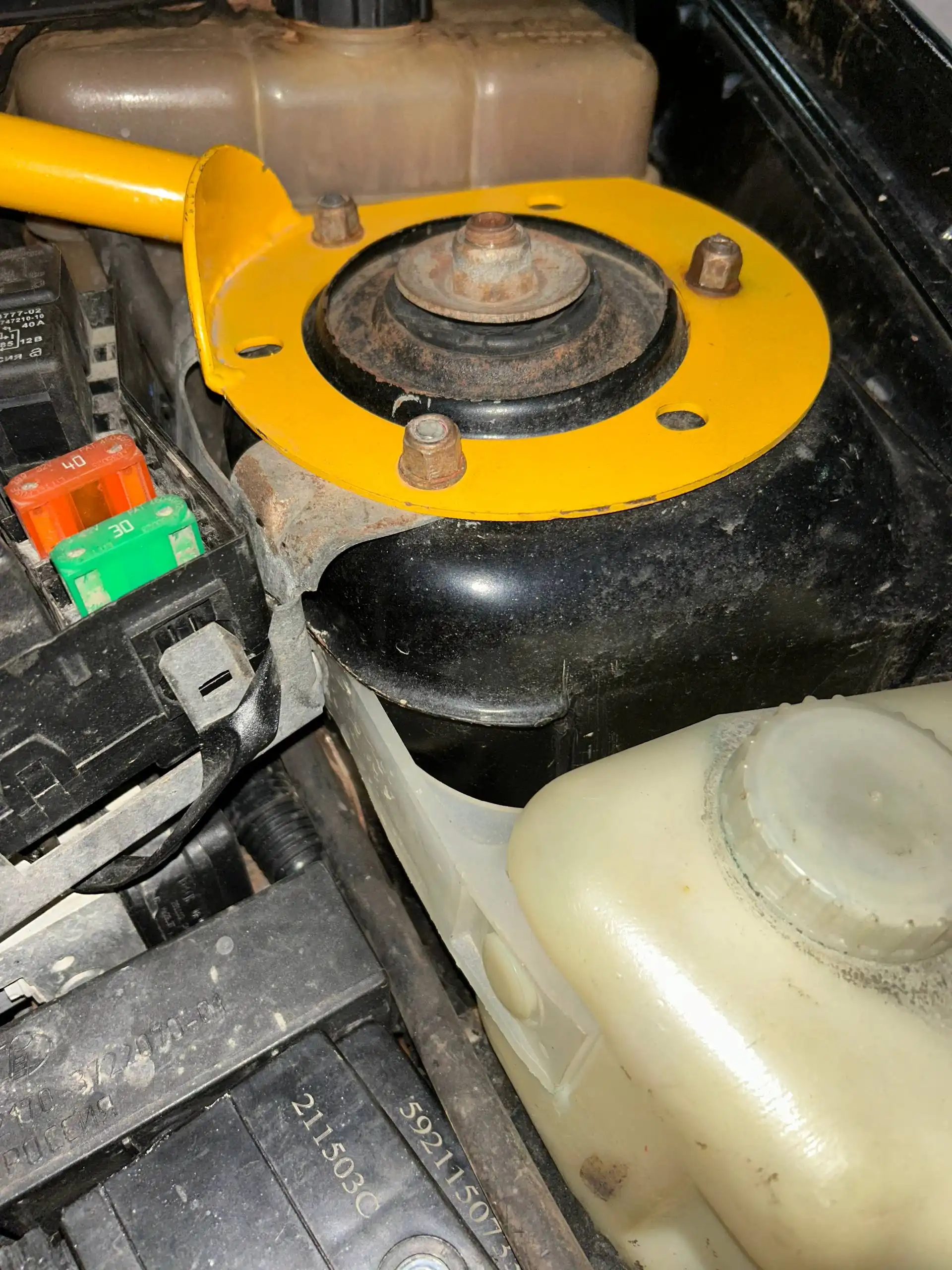 Продажа автомобиля ВАЗ 2110 2011 года с кондиционером, АБС