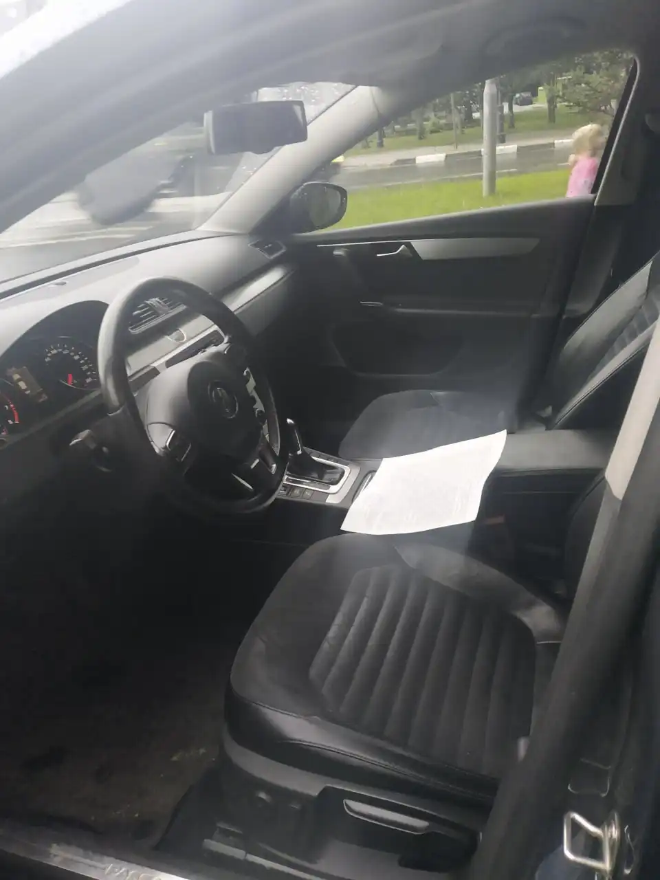 VOLKSWAGEN PASSAT 2012 на торгах по банкротству