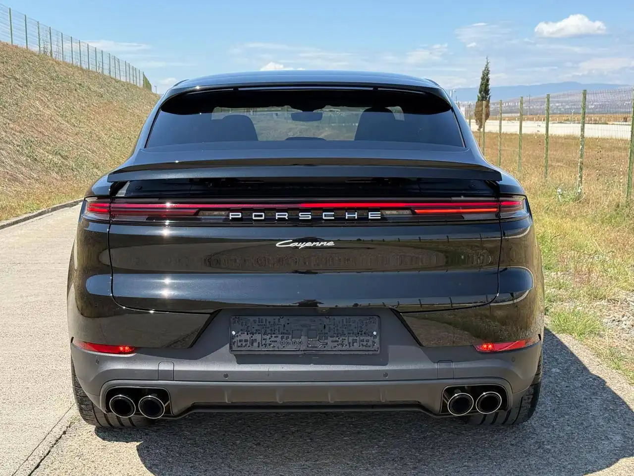 Porsche Cayenne 2025 года в хорошей комплектации