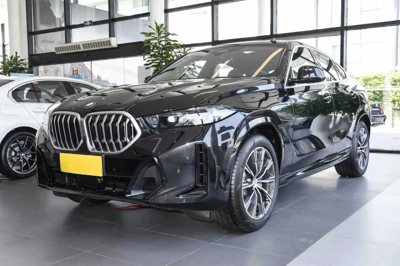 BMW X-6 30LI Xdrive 2.0 турбо 258 л.с черный на мокко - Внедорожники/кроссоверы (Авто) в Бишкек