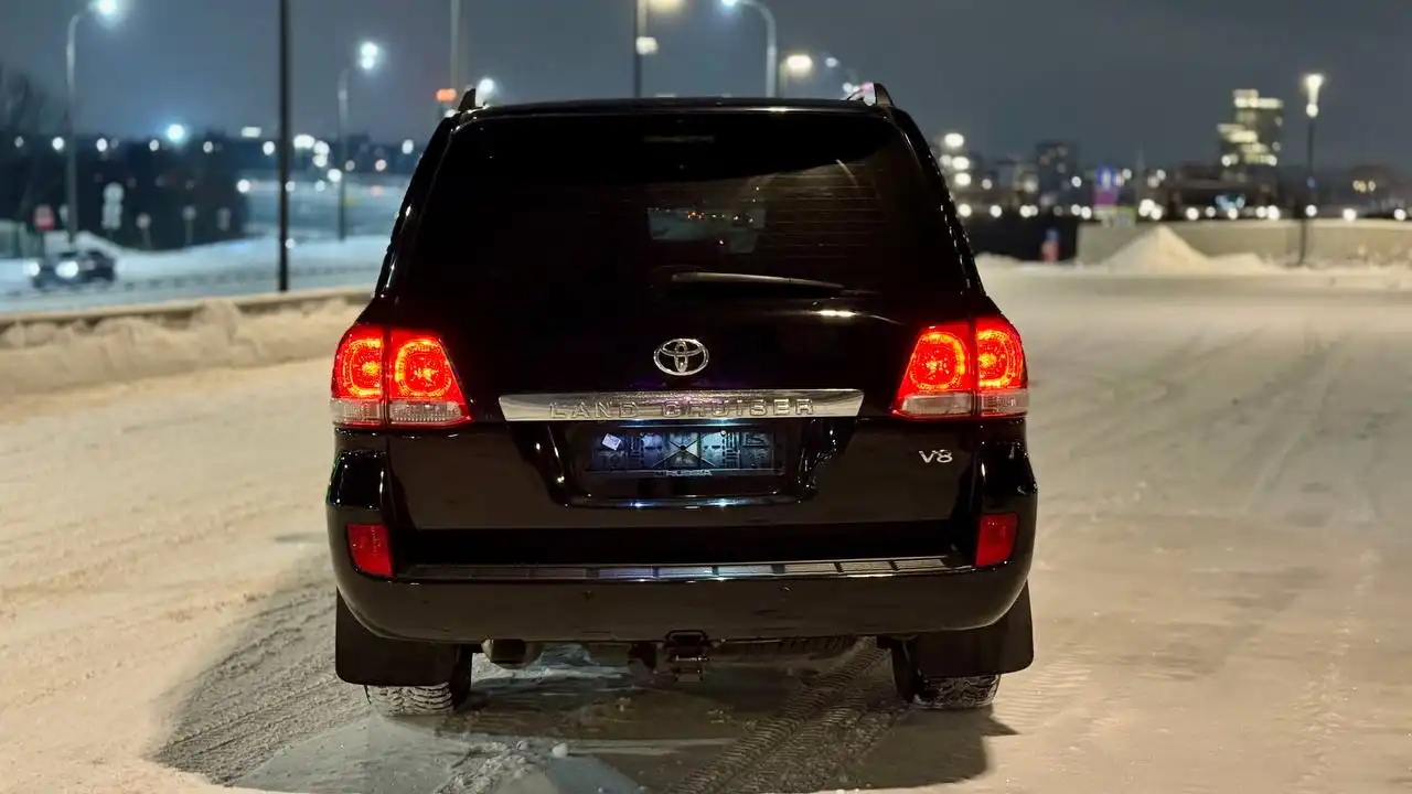 Продажа Toyota Land Cruiser 200 2008 года