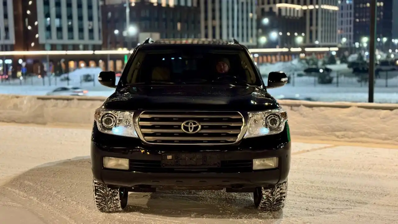 Продажа Toyota Land Cruiser 200 2008 года