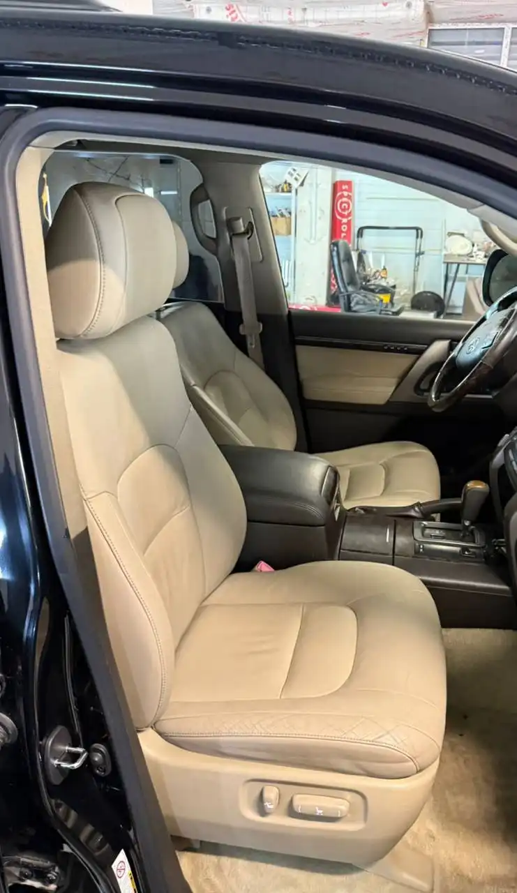 Продажа Toyota Land Cruiser 200 2008 года