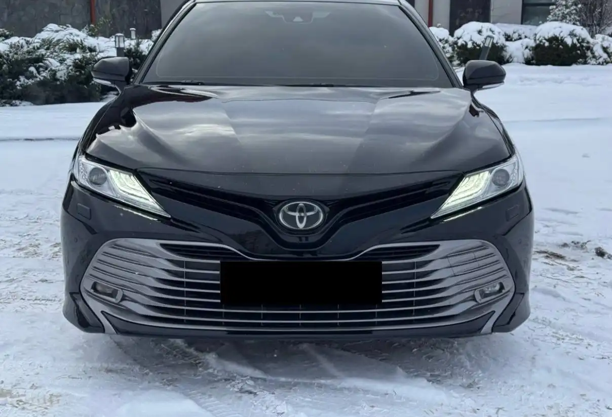 Toyota Camry 2019 2.5 л, 181 л.с., автомат, передний привод - Авто в Новосибирск