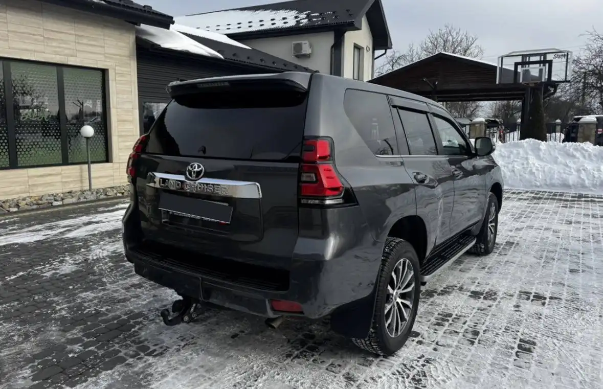 Toyota Land Cruiser Prado 2018 2.8D АТ - Внедорожники (Авто) в Новосибирск