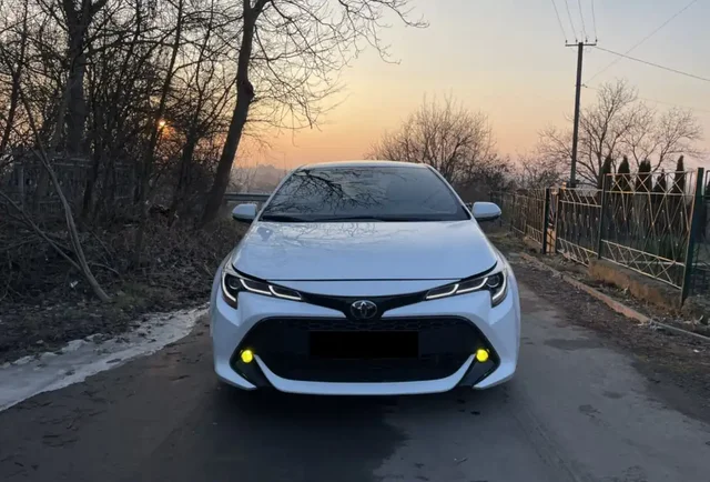 Toyota Corolla 2018 FL 2.0 CVT с тюнингом - ВАЗ 2107 в Новосибирск