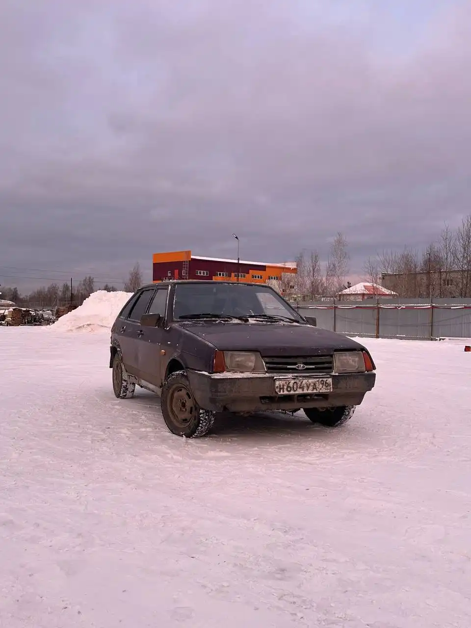 ВАЗ 2109 2000 года выпуска в Екатеринбурге - Легковые автомобили (Авто) в Екатеринбург