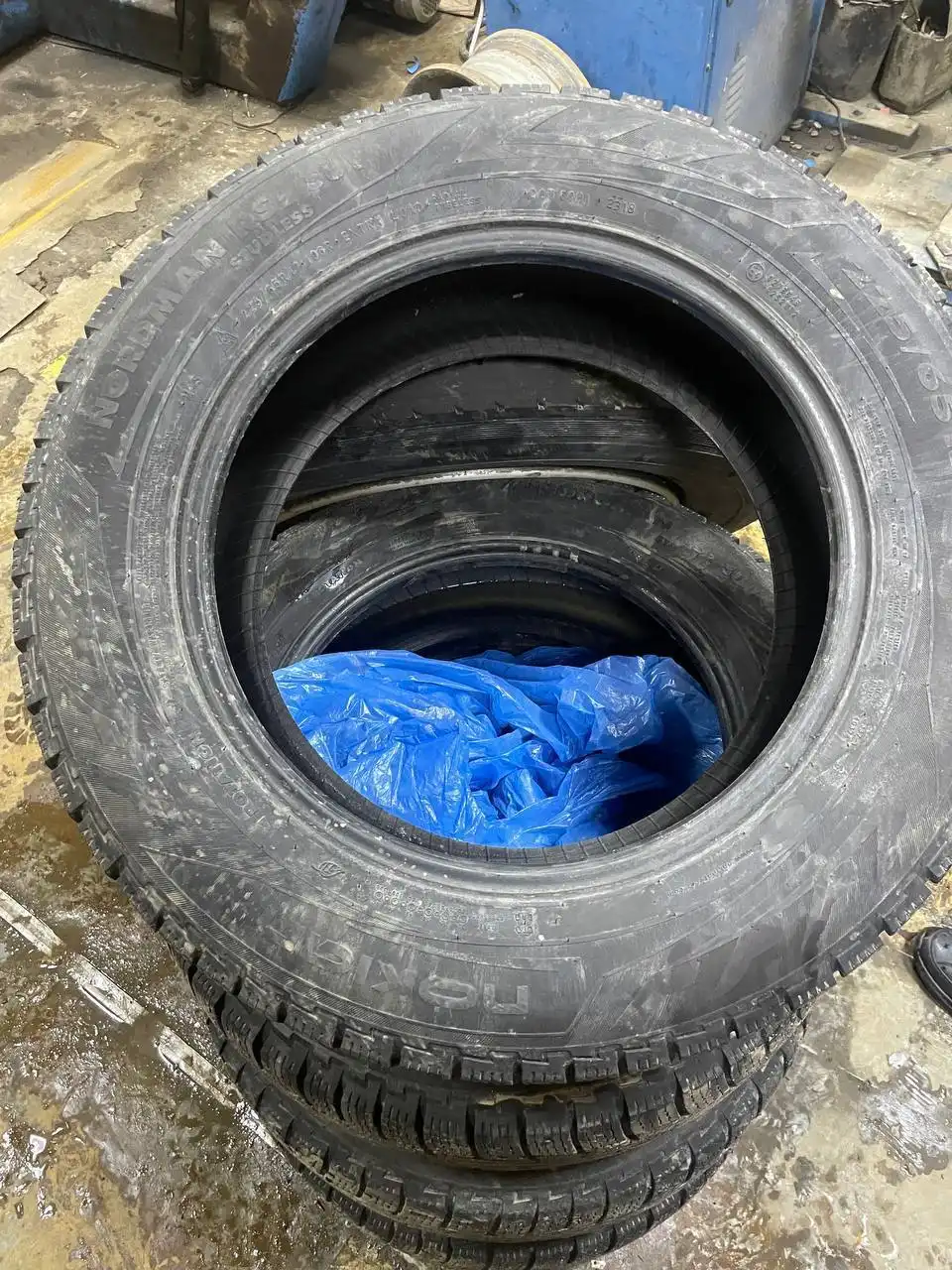 Продам комплект липучка - Запчасти (Авто) в Новосибирск