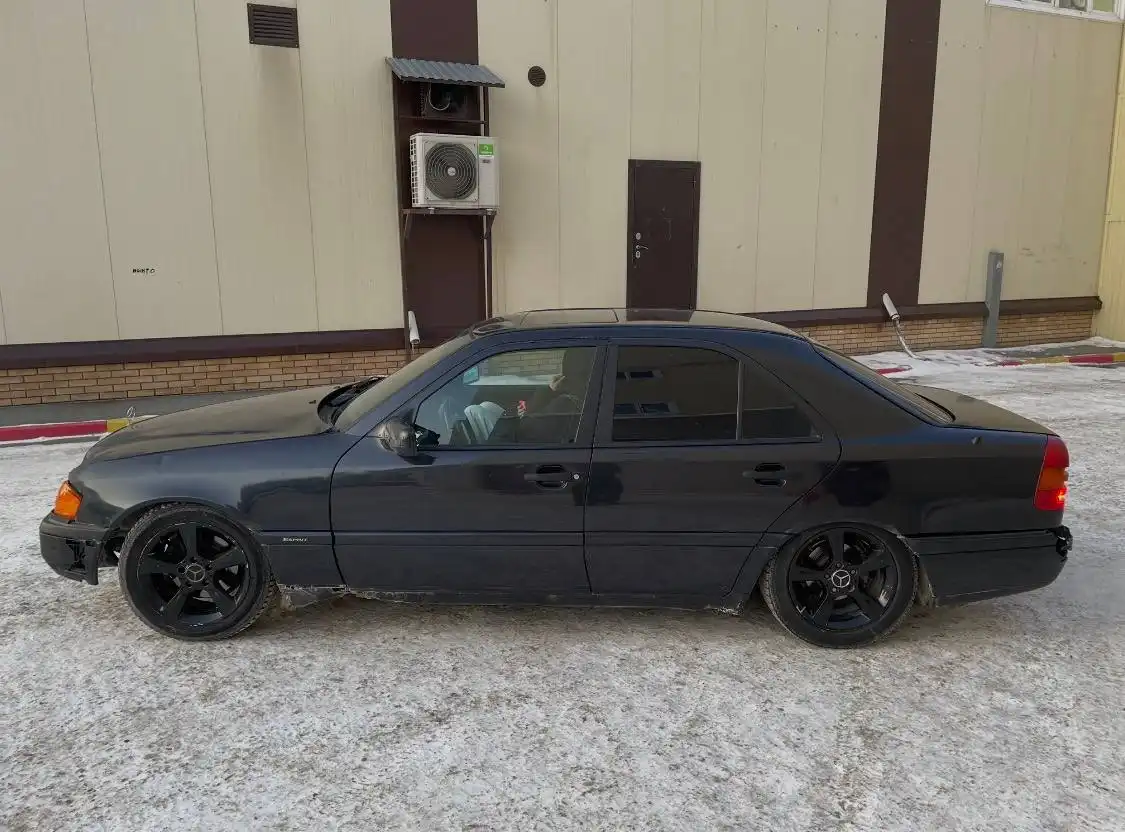 Продажа Mercedes-Benz W202 C180 - Легковые автомобили (Авто) в Новосибирск