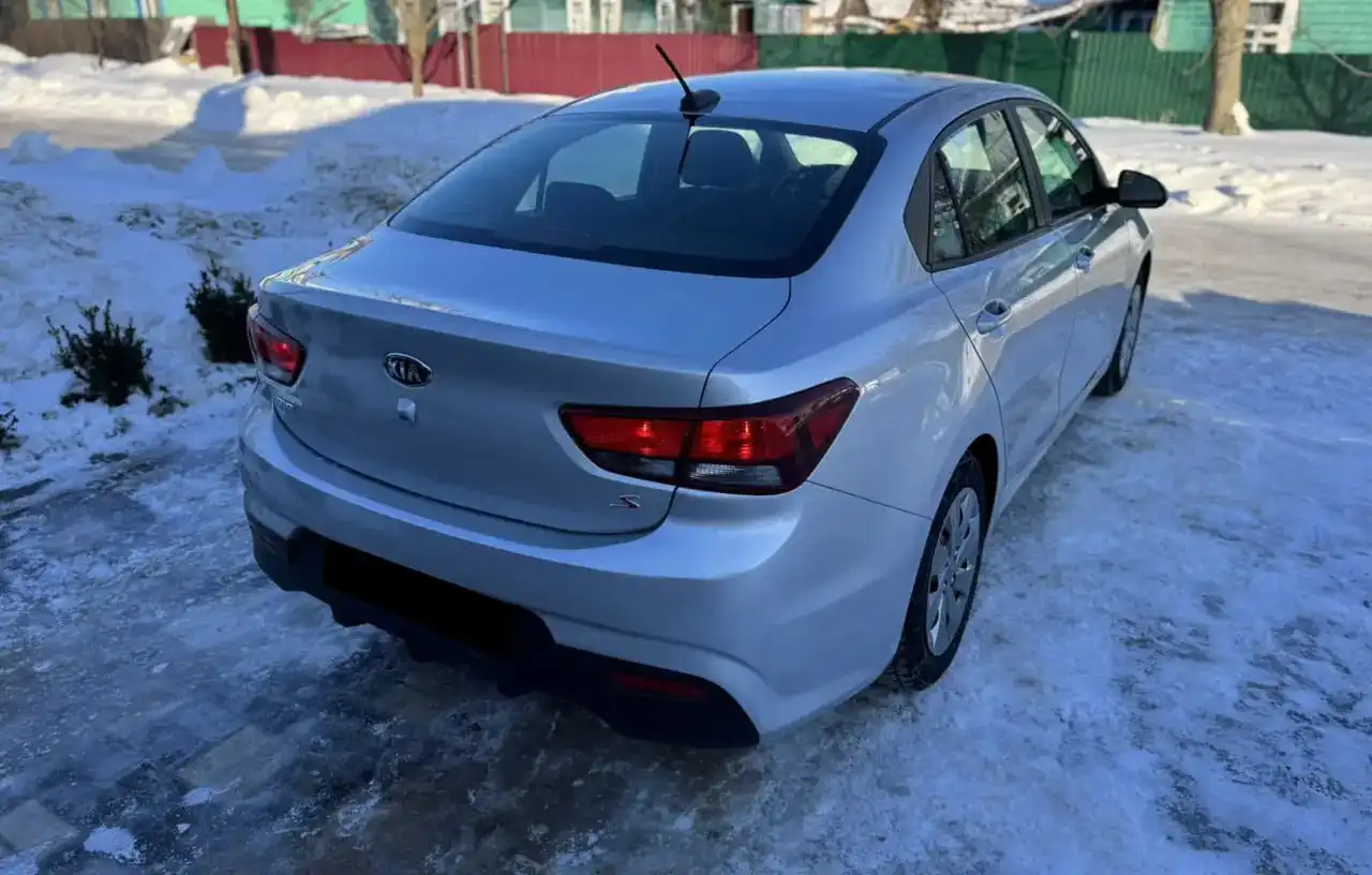 Продажа Kia Rio 1.6 автомат передний привод - Легковые автомобили (Авто) в Новосибирск