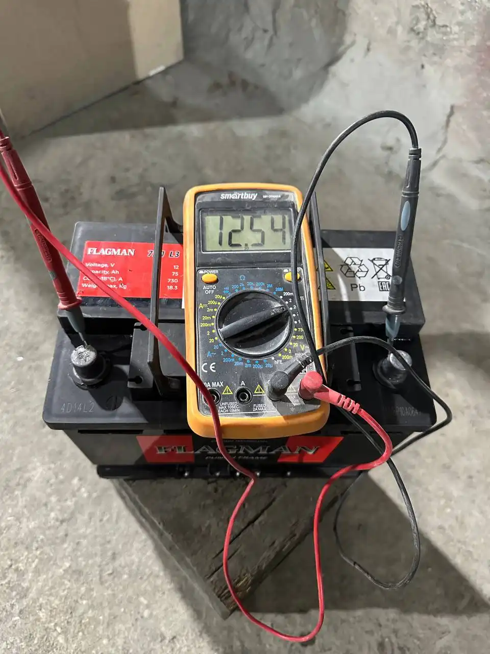 Продажа аккумулятора в отличном состоянии - Запчасти (Авто) в Новосибирск