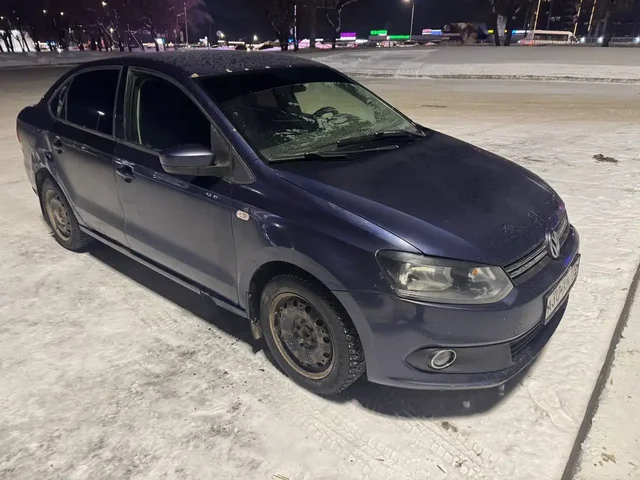 VW POLO 2011 года с неисправным двигателем - Авто в Набережные Челны