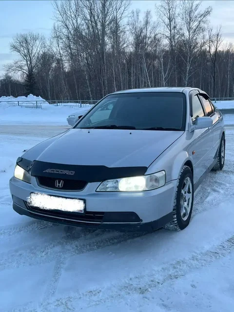 Honda Accord 6 рестайлинг 1.8 2002 год - Авторынок в Новосибирск